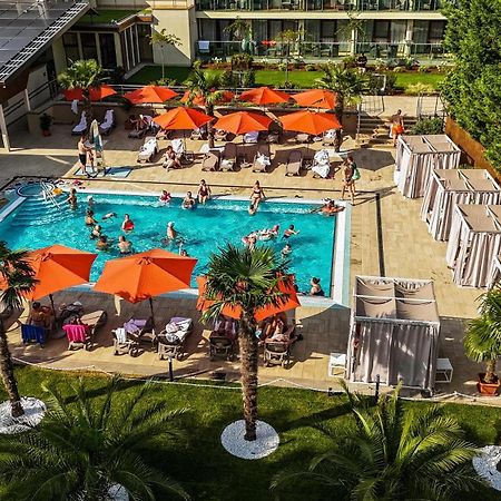 Wellness Hotel Дьюла Екстер'єр фото